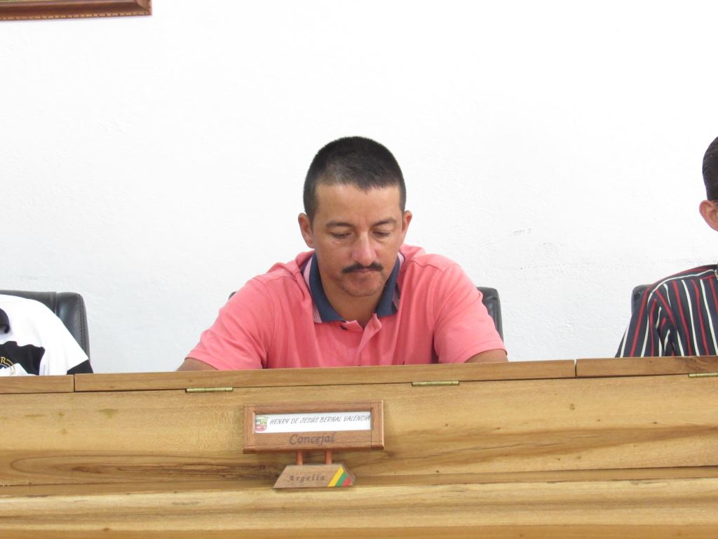 Henry de Jesus Bernal Valencia