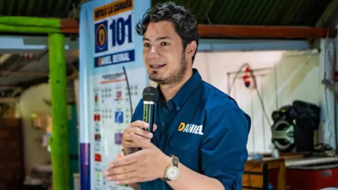 Daniel Felipe Bernal Montealegre
