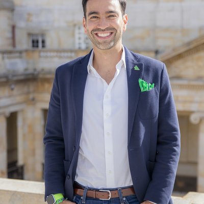 Oscar Mauricio Toro Valencia
